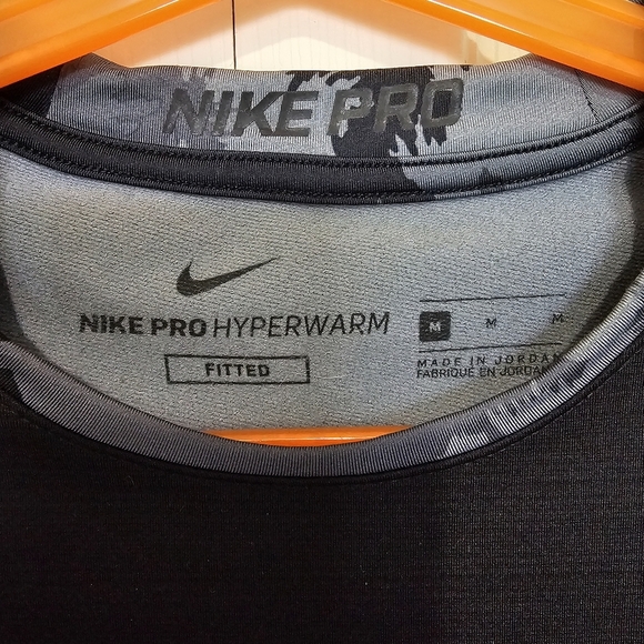 Nike Boys’ BLK/GRY Hyperwarm Long Sleeve Fitted Shirt, Size M - Picture 4 of 9